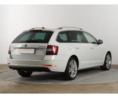 Škoda Octavia 2.0 TDI 110kW - 7