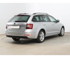 Škoda Octavia 1.6 TDI 85kW - 7