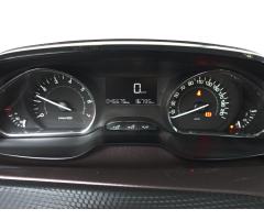 Peugeot 2008 1.2 PureTech 60kW - 17