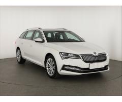 ŠKODA SUPERB COMBI 2.0TDI 140 LAURIN&K 4X4 DSG 7ST