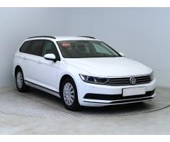 VW Passat 2,0Tdi DSG 140kW Elegance Variant 1 MAJ ČR