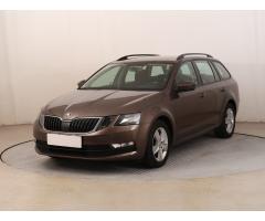 ŠKODA SUPERB COMBI 2.0TDI 140 LAURIN&K 4X4 DSG 7ST