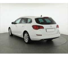 Opel Astra 2.0 CDTI 121kW - 5