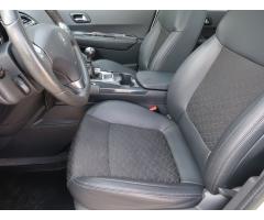 Peugeot 3008 1.6 HDi 84kW - 16