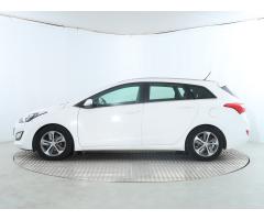 Hyundai i30 1.6 GDI 99kW - 4