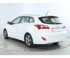 Hyundai i30 1.6 GDI 99kW - 5