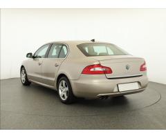 ŠKODA SUPERB COMBI 2.0TDI 140 LAURIN&K 4X4 DSG 7ST