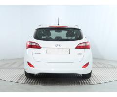 Hyundai i30 1.6 GDI 99kW - 6