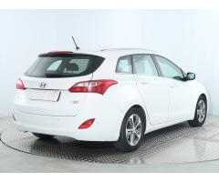 Hyundai i30 1.6 GDI 99kW - 7