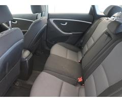 Hyundai i30 1.6 GDI 99kW - 15