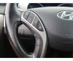 Hyundai i30 1.6 GDI 99kW - 23