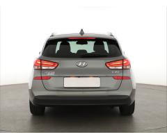 Hyundai i30 1.4 T-GDI 103kW - 6