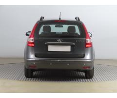 Hyundai i30 1.6 CRDi 85kW - 6