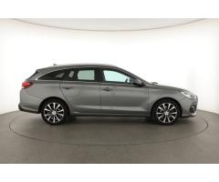 Hyundai i30 1.4 T-GDI 103kW - 8