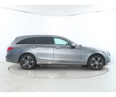 Mercedes-Benz Třídy C C 220d 143kW - 8