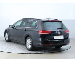 VW Passat 2,0Tdi DSG 140kW Elegance Variant 1 MAJ ČR