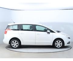 Peugeot 5008 1.6 HDi 82kW - 8