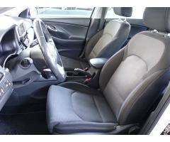 Hyundai i30 1.6 CRDi 85kW - 16