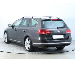 Volkswagen Golf Variant R-Line mHEV DSG Zlevněno o 16 000 Kč