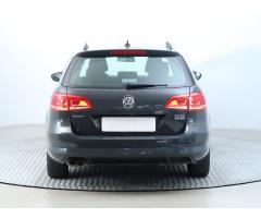 Volkswagen Passat 2.0 TDI 103kW - 6