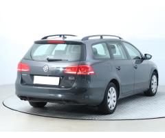 Volkswagen Passat 2.0 TDI 103kW - 7