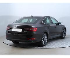 Škoda Superb 2.0 TDI 140kW - 7