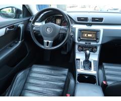 Volkswagen Passat 2.0 TSI 155kW - 9