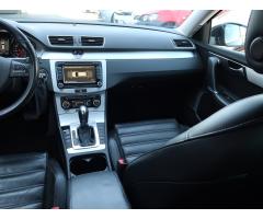 Volkswagen Passat 2.0 TSI 155kW - 11