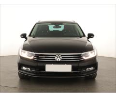 VW Passat 2,0Tdi DSG 140kW Elegance Variant 1 MAJ ČR