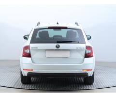 Škoda Octavia 2.0 TDI 110kW - 6