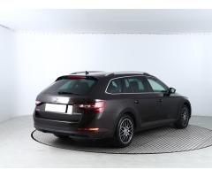 Škoda Superb 2.0 TDI 110kW - 7