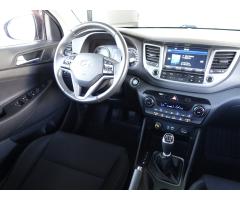 Hyundai Tucson 2.0 CRDi 100kW - 9