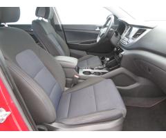 Hyundai Tucson 1.7 CRDi 104kW - 12