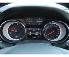 Opel Insignia 2.0 CDTI 125kW - 17