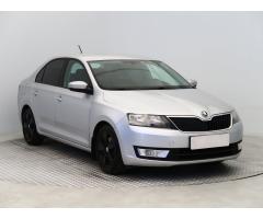 ŠKODA SUPERB COMBI 2.0TDI 140 LAURIN&K 4X4 DSG 7ST