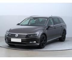 VW Passat 2,0Tdi DSG 140kW Elegance Variant 1 MAJ ČR