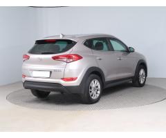 Hyundai Tucson 1.7 CRDi 85kW - 7