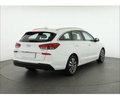 Hyundai i30 1.6 CRDi 85kW - 7