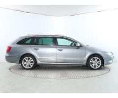 Škoda Superb 2.0 TDI 103kW - 8