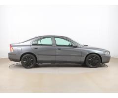 Volvo S60 D5 120kW - 8