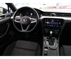 Volkswagen Passat 2.0 TDI 140kW - 9