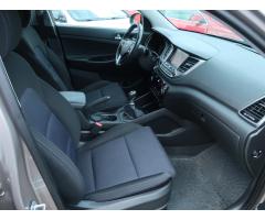 Hyundai Tucson 1.7 CRDi 85kW - 12