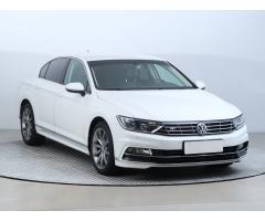 VW Passat 2,0Tdi DSG 140kW Elegance Variant 1 MAJ ČR