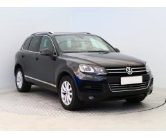 VW Passat 2,0Tdi DSG 140kW Elegance Variant 1 MAJ ČR