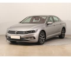 VW Passat 2,0Tdi DSG 140kW Elegance Variant 1 MAJ ČR