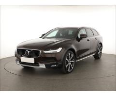 Volvo V90 D4 2.0 AWD 140kW - 3