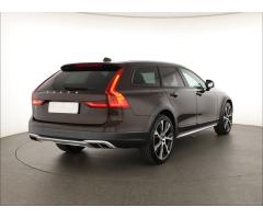 Volvo V90 D4 2.0 AWD 140kW - 8