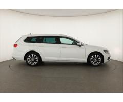 Volkswagen Passat 1.5 TSI 110kW - 8