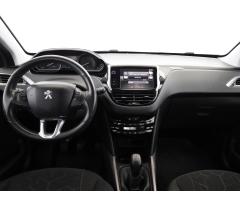 Peugeot 2008 1.2 PureTech 60kW - 9