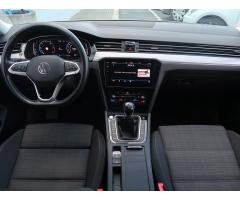 Volkswagen Passat 2.0 TDI 110kW - 10